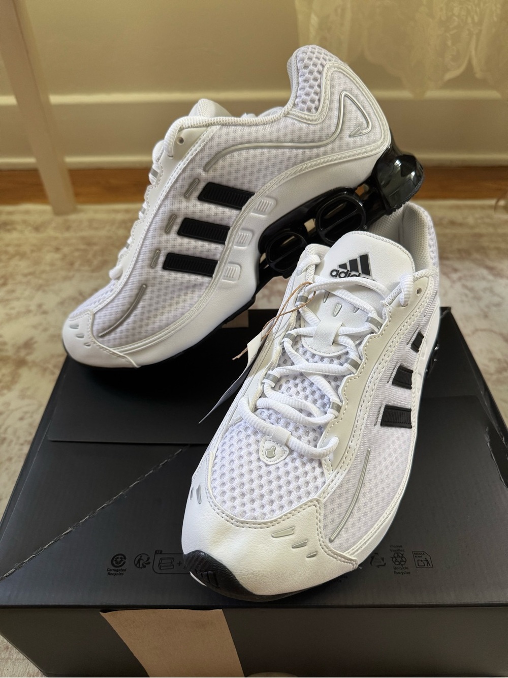 adidas Megaride O1 White/Core/Black/Silver Men’s Size 11 (Under Stock X Price!)